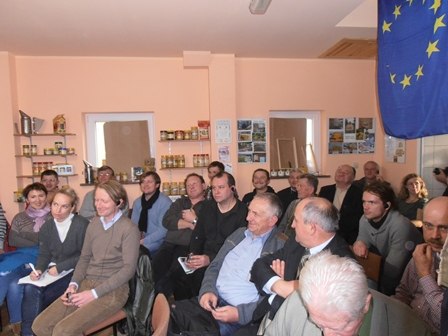 Imker aus Sachsen und Niederschlesien nahmen an dem zweisprachigen Seminar teil. Foto: C.Dressler